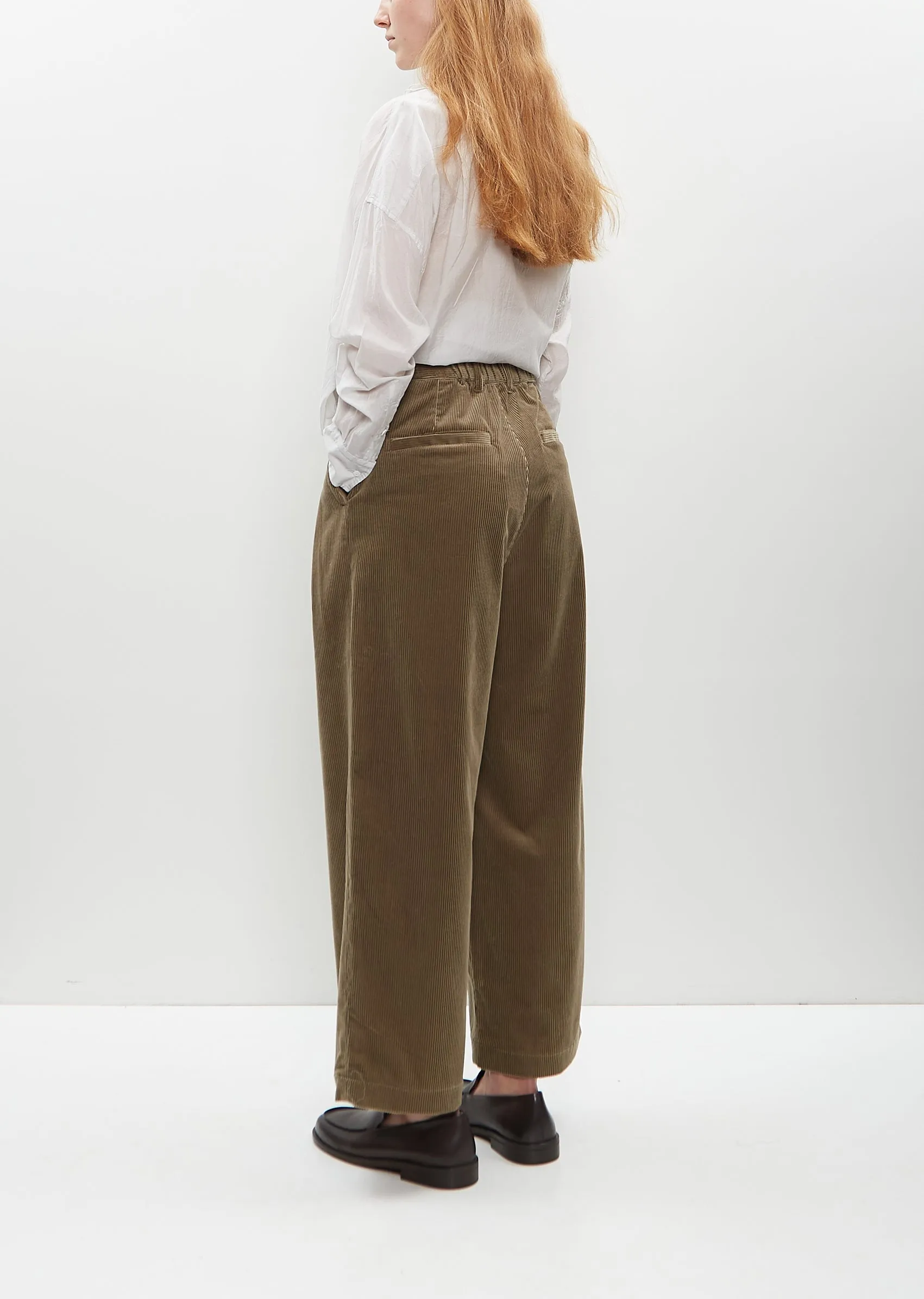 2 In-Pleat Baggy Pants