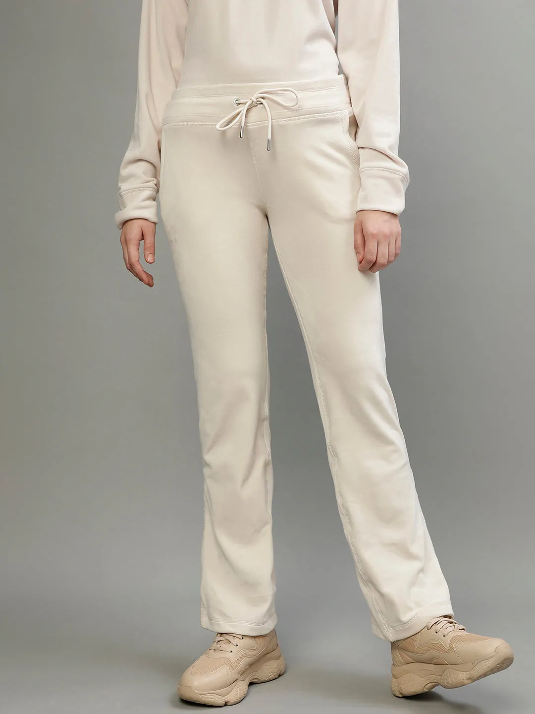 Dkny Women Cream Solid Loose Fit Sweatpants