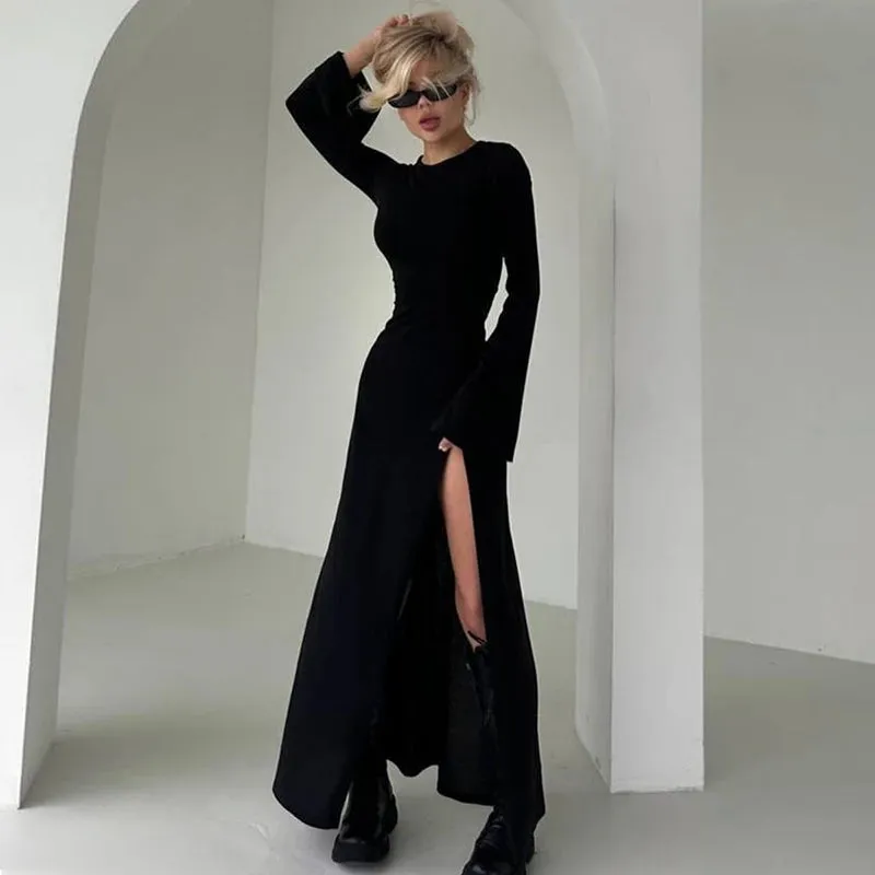 Glamorous High Slit Maxi Dress with Flare Sleeves – Perfect for Parties 🎉✨