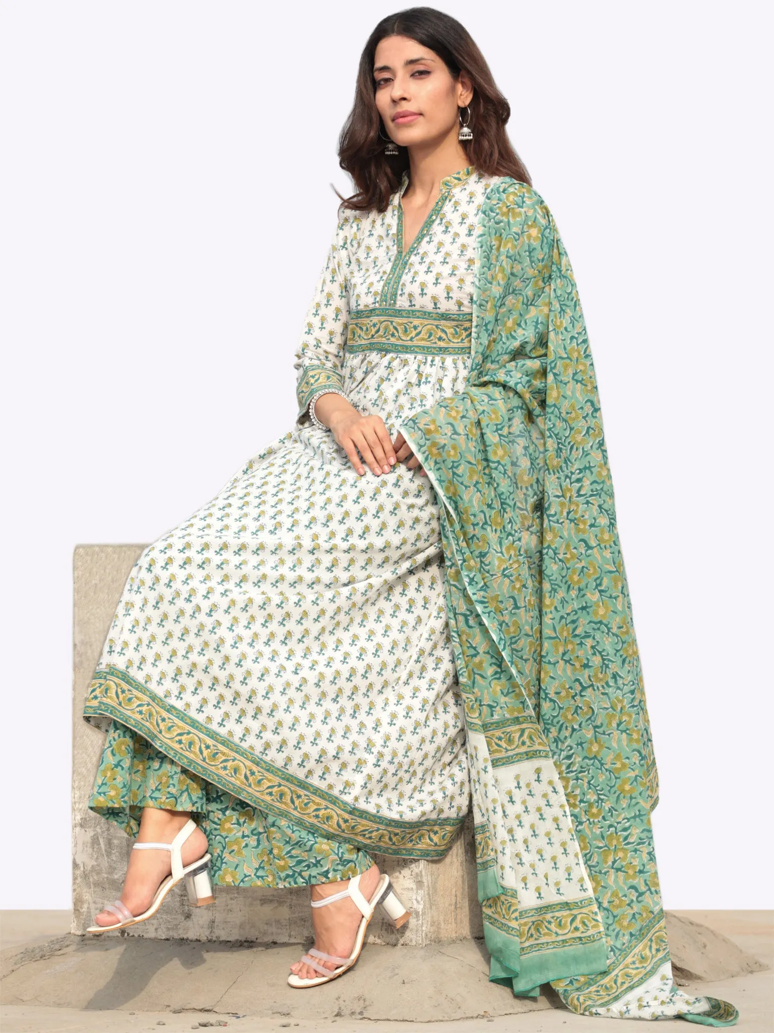 Harit Palak Set Of Flared Kurta Pants Dupatta