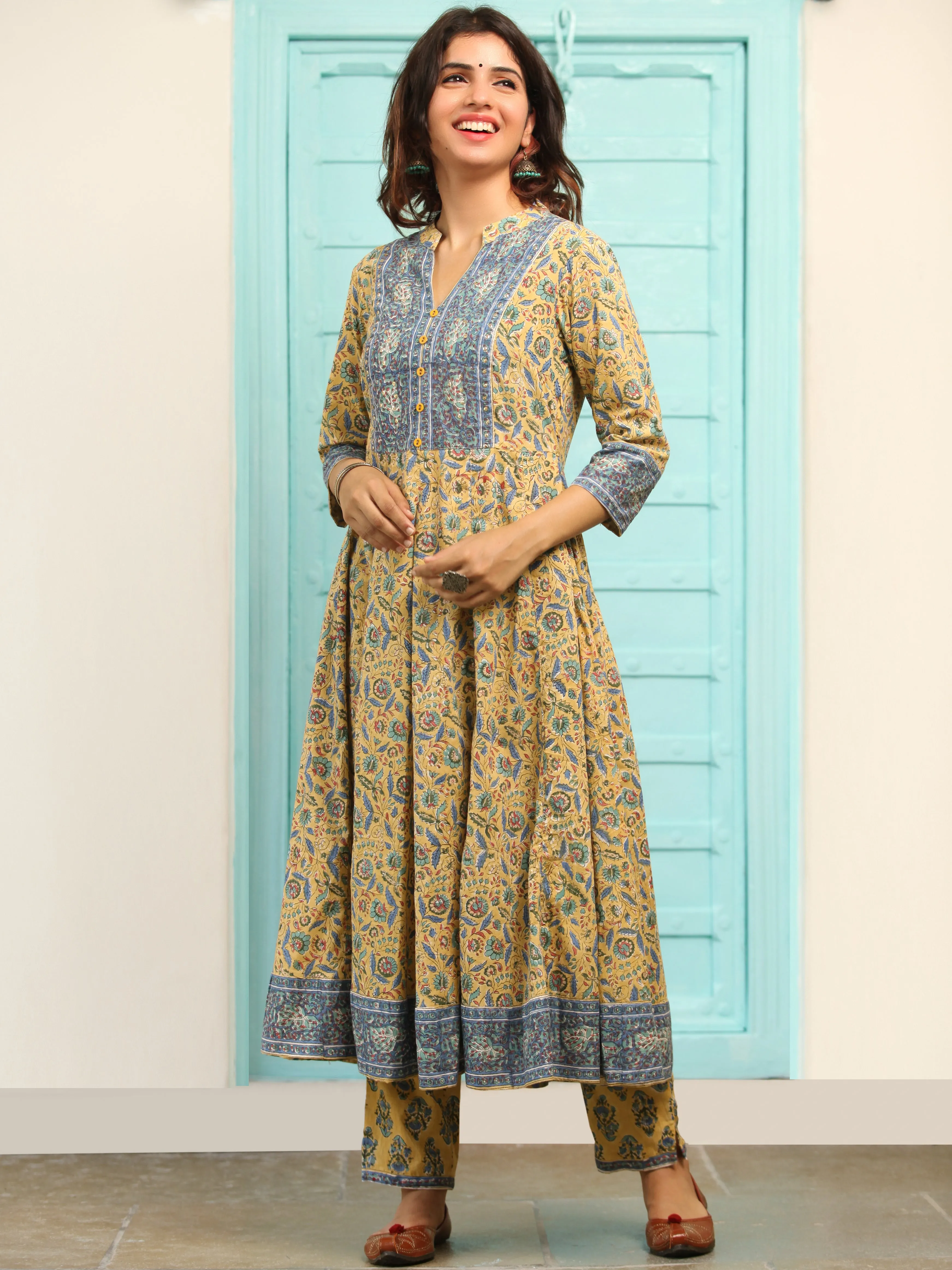 Jashn Mehroz Flared Kurta