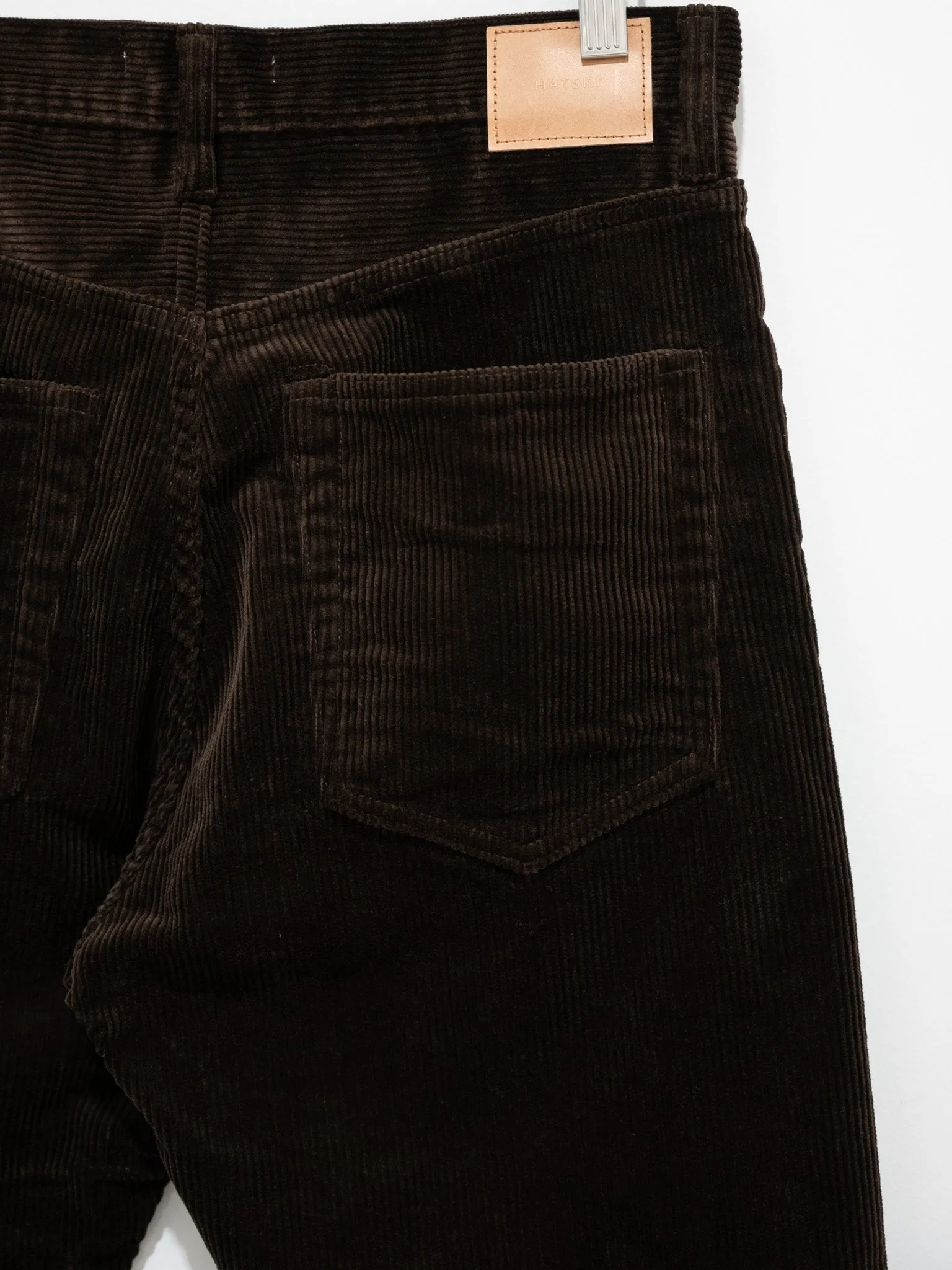 Regular Tapered Corduroy - Brown