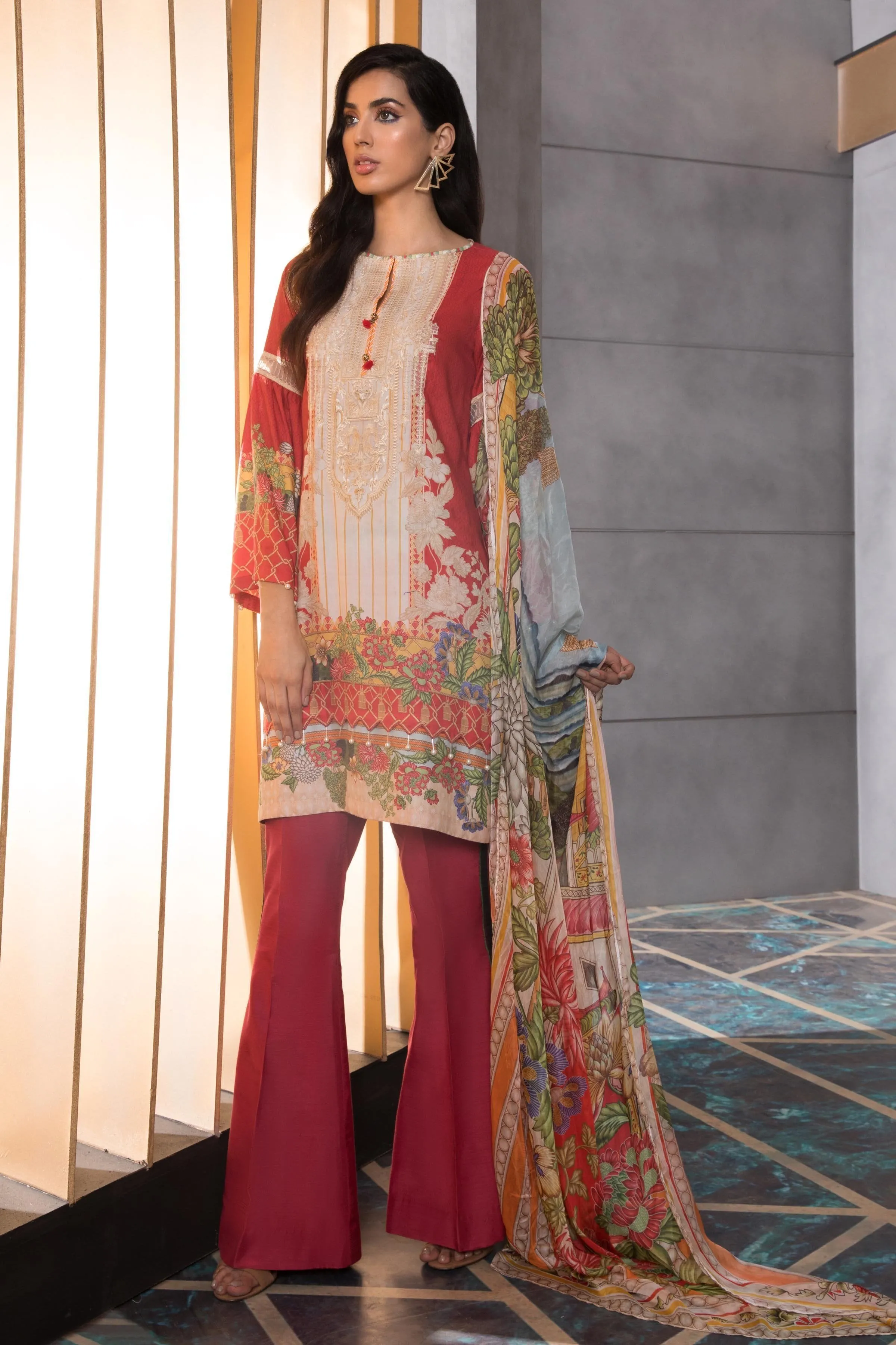 Sapphire Intermix Signature 3 Piece Collection 2019 – Shikargah