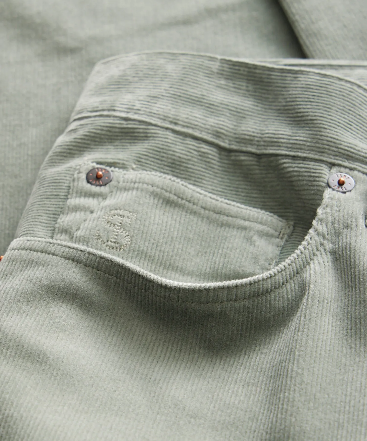 Slim Fit 5-Pocket Corduroy Pant in Soft Sage