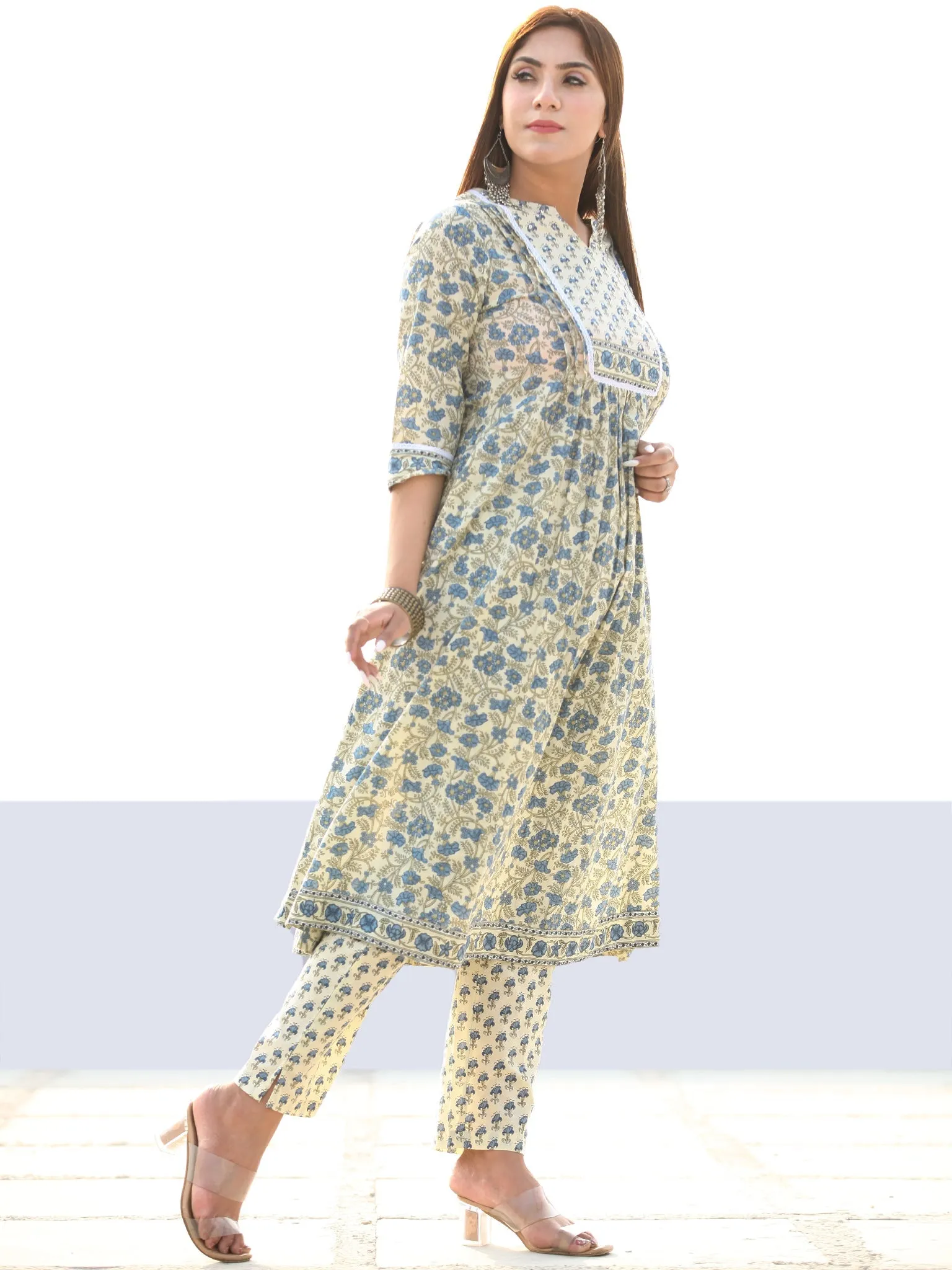 Utsav Apsara - Flared Kurta - KK23A2584