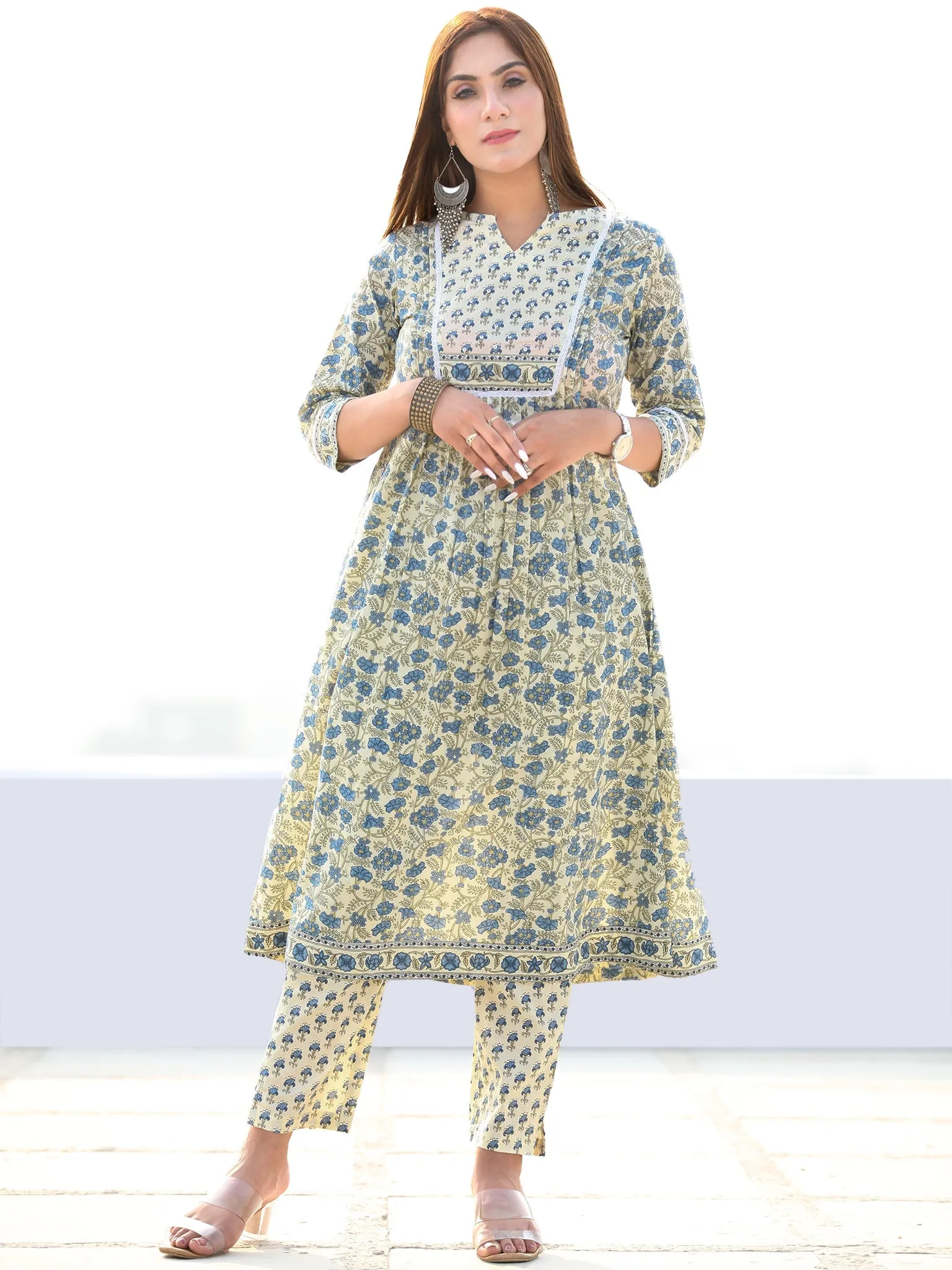 Utsav Apsara - Flared Kurta - KK23A2584